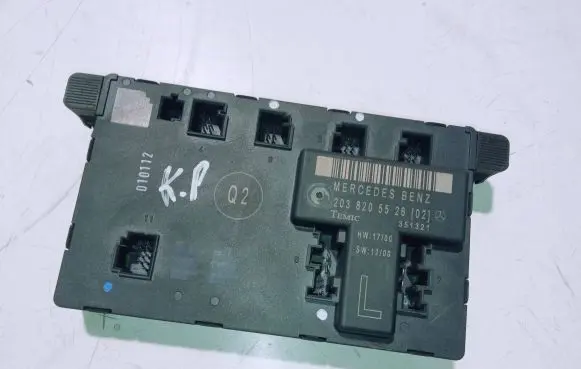Mercedes-Benz C AMG W203 Door control unit/module 2038205526 351321 SW1200