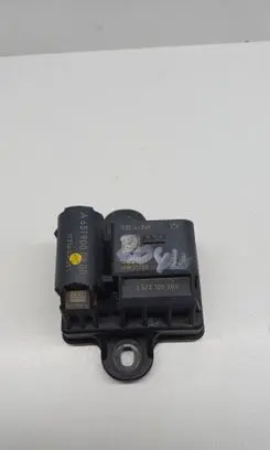 Mercedes-Benz C W204 Glow plug pre-heat relay A6519000900 11336030051