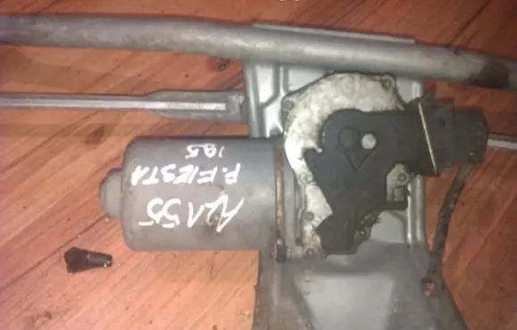 Ford Fiesta Wiper motor