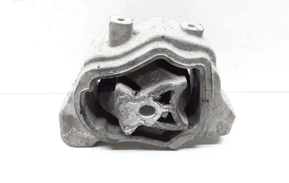 Volvo V70 Engine mount bracket 8G9N6L063CB