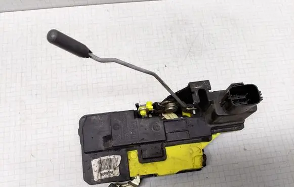 Volvo V70 Rear door lock 30699756