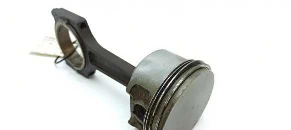 Jaguar XJ X308 Piston with connecting rod