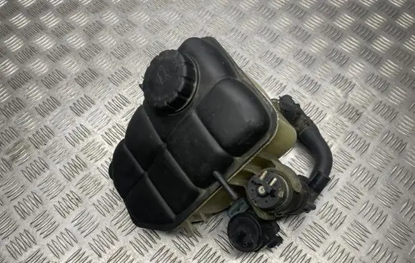Mercedes-Benz C W203 Coolant expansion tank/reservoir 2035000049