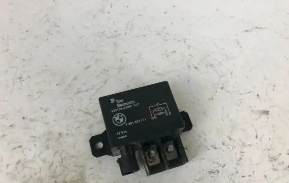 BMW X6 E71 Coolant fan relay 7661503 V23132A2001X26