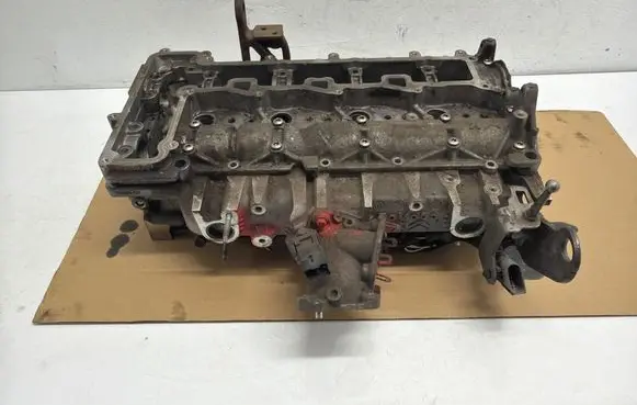 Peugeot Boxer Engine head 9807255910