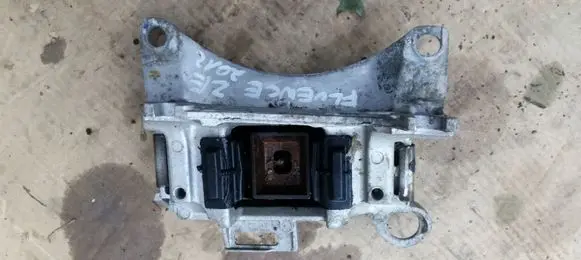 Renault Fluence Gearbox mounting bracket 112206729R