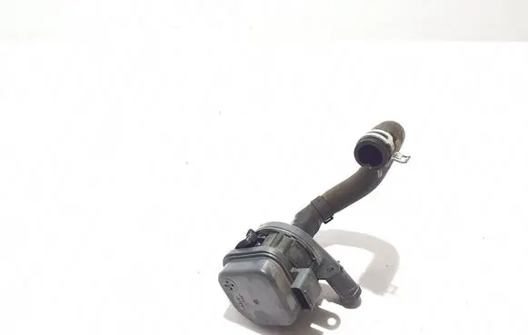 Volvo V60 Electric auxiliary coolant/water pump 32222252
