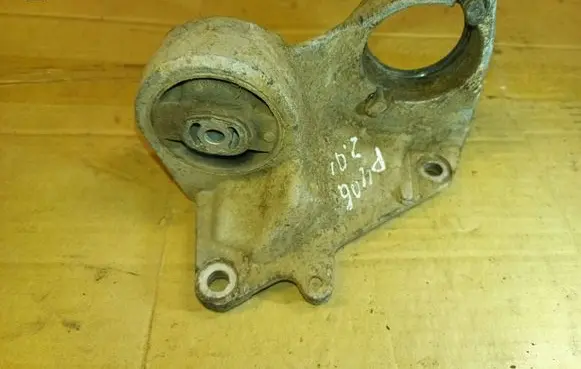 Peugeot 406 Driveshaft support bearing bracket 9616509880