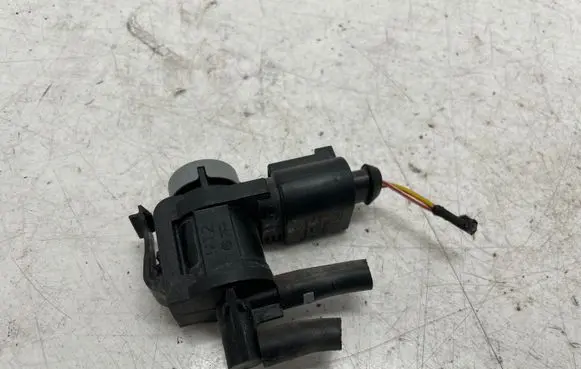 Audi Q5 SQ5 Vacuum valve 1K0906283A