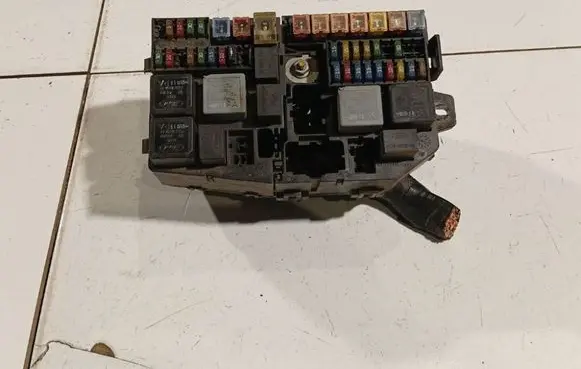 Jaguar X-Type Fuse box set 