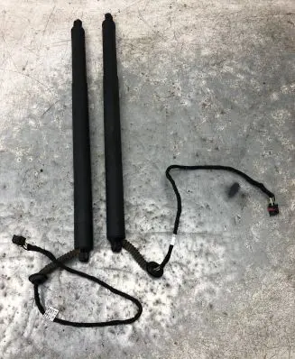 Audi Q3 8U Tailgate/trunk strut/damper 8U0827851