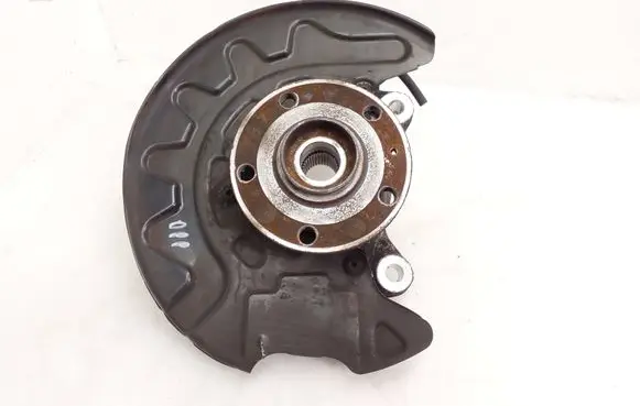 Front wheel hub spindle knuckle