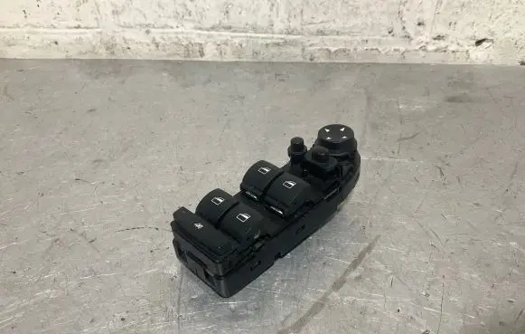 BMW X5 E70 Electric window control switch 9218044 10W36A1105
