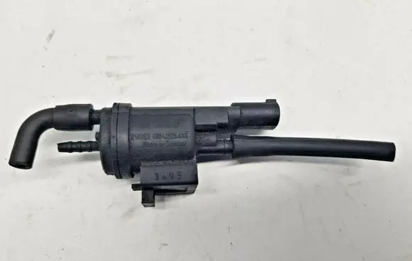Mercedes-Benz E W210 Vacuum valve 0025401457