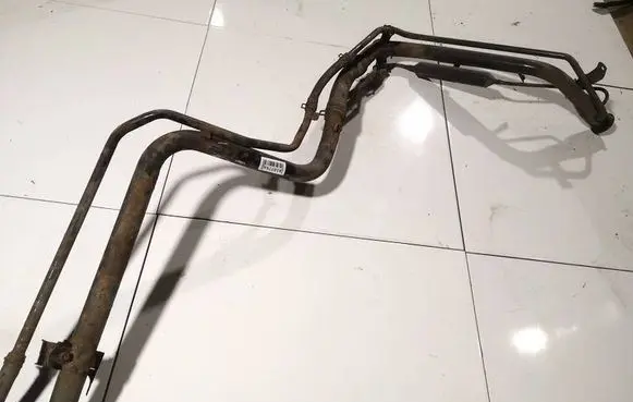 Fuel tank filler neck pipe