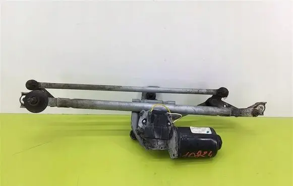 Opel Corsa C Front wiper linkage 24441422