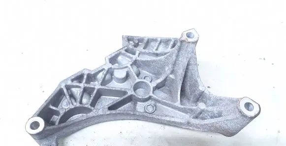 Volkswagen Golf VI Engine mounting bracket 03L199207