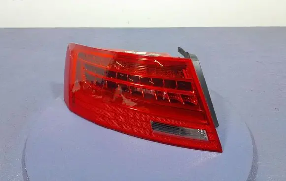 Audi A5 8T 8F Rear/tail lights 8T8945095F