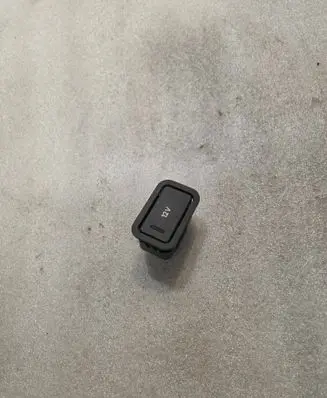 Volkswagen Phaeton 12 V Socket (rear) 