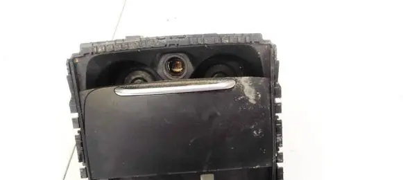 BMW 3 F30 F35 F31 Cup holder 105495994 105495994C