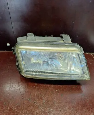 Audi A4 S4 B5 8D Headlight/headlamp 1852912100 0301094202 8D0941004E