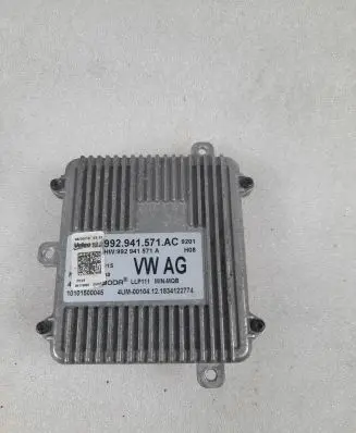 Skoda Fabia Mk3 (NJ) LED ballast control module 992941571AC