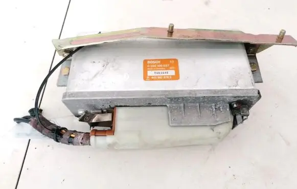Audi 100 S4 C4 ABS control unit/module 443907379C 0265100037