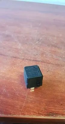 Mercedes-Benz Vaneo W414 Other relay 0025421319