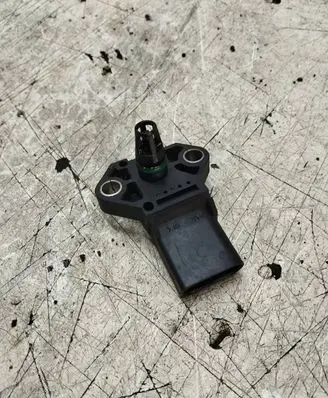 Audi A4 S4 B6 8E 8H Air pressure sensor 0281002401