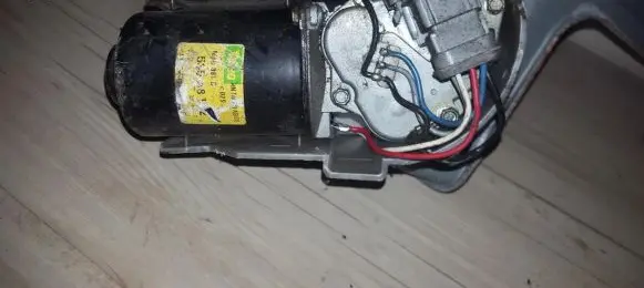 Renault Megane I Wiper motor 53548502