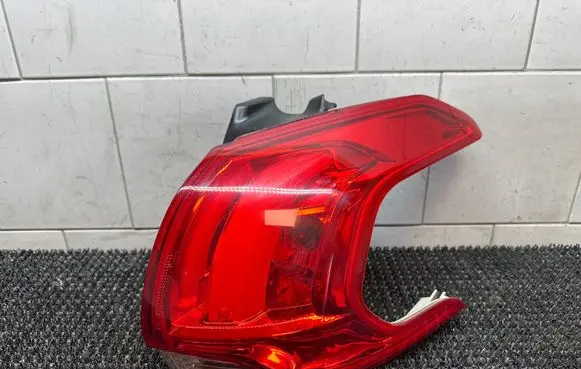 Peugeot 2008 I Rear/tail lights 9678074380