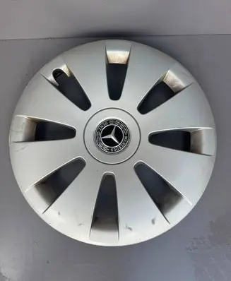 Mercedes-Benz Vito Viano W447 R16 wheel hub/cap/trim A4474000900 4474000900 A4474011800