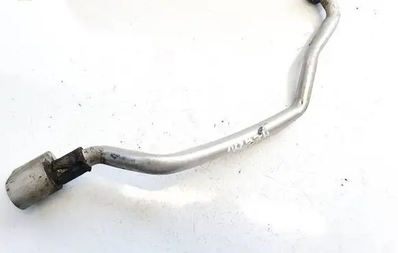 Nissan Leaf I (ZE0) Air conditioning (A/C) pipe/hose