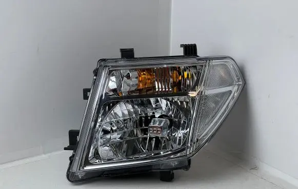 Nissan Pathfinder R51 Headlight/headlamp
