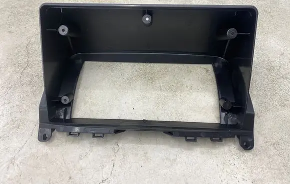 Radio/GPS head unit trim