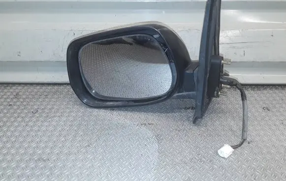 Toyota Corolla Verso E121 Front door electric wing mirror E4012153