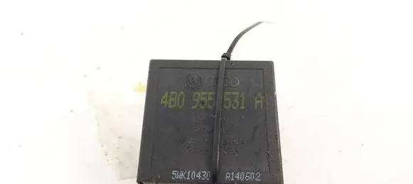 Volkswagen Golf IV Other relay 4B0955531A