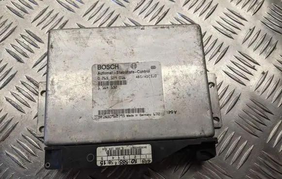 BMW 5 E39 ABS control unit/module 1164132 0265109016