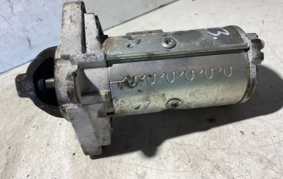 Nissan X-Trail T31 Starter motor
