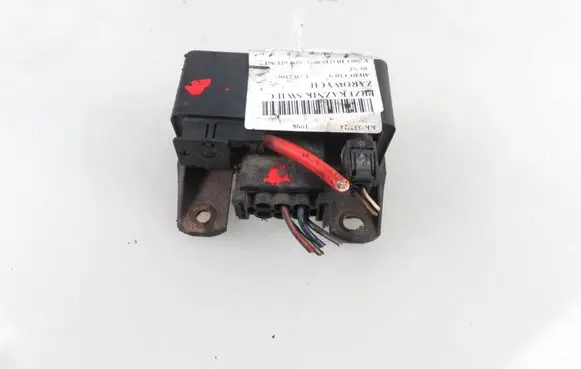 Mercedes-Benz E AMG W210 Glow plug pre-heat relay 