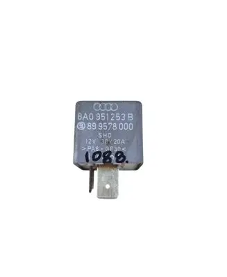 Audi A4 S4 B5 8D Other relay 8A0951253B