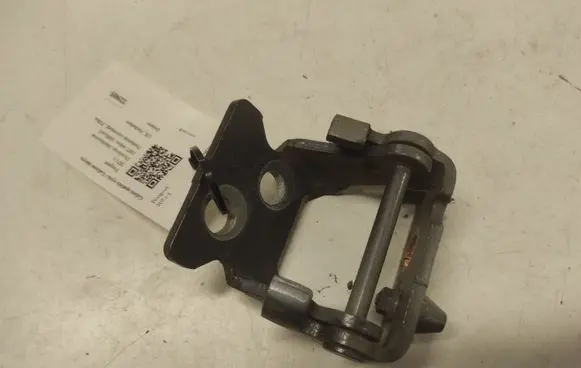 Peugeot 207 Rear door lower hinge