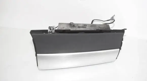 BMW X5 E70 Glove box 9211029 9211033 51169211029