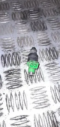 Audi A6 S6 C5 4B Fuel injector 078133551BB