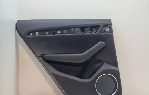 Audi Q5 SQ5 Rear door card panel trim 80867305B 1117420044C