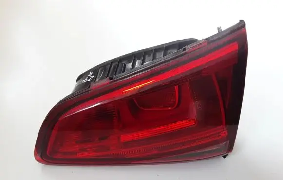 Volkswagen Golf VII Tailgate rear/tail lights 5G0945094AD