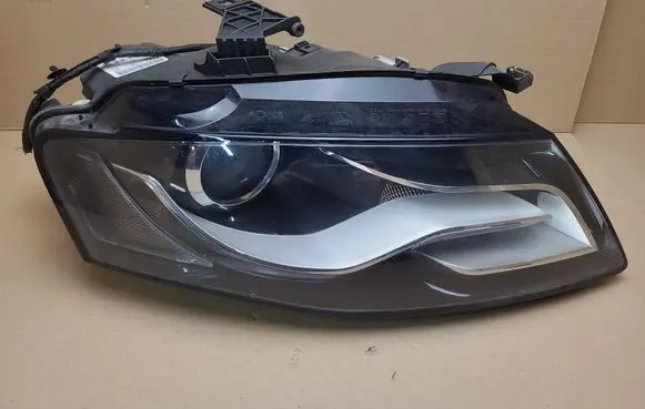 Audi A4 S4 B8 8K Headlight/headlamp 8K0941004D