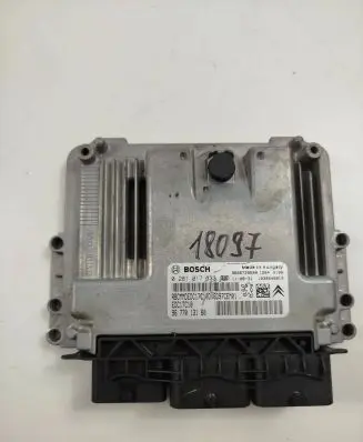Peugeot 308 Engine control unit/module 9677013180 0281017333