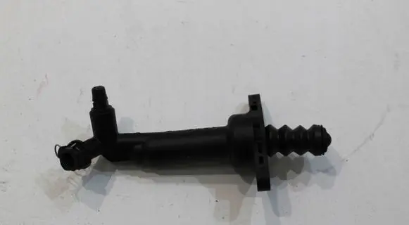 Volkswagen Polo V 6R Clutch slave cylinder 1S0721261D