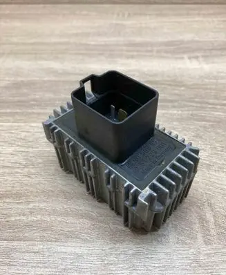 Opel Astra G Glow plug pre-heat relay 90508974 51299001